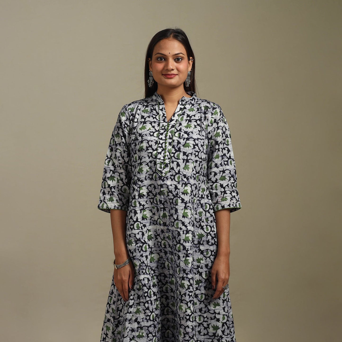 A-line cotton hand batik kurta for women 03 - handcrafted