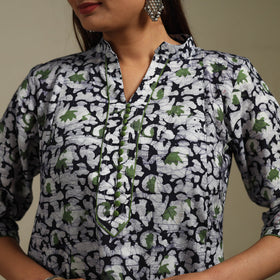 A-line cotton hand batik kurta for women 03 - handcrafted