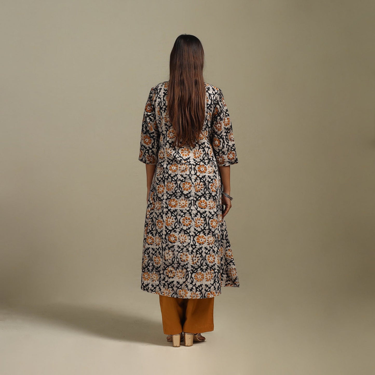 A-line cotton hand batik kurta for women 04 - handcrafted