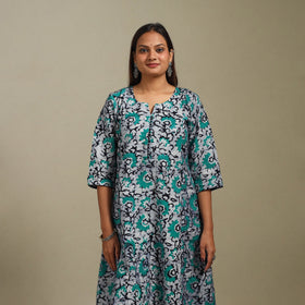 A-line cotton hand batik kurta for women 06 - handcrafted