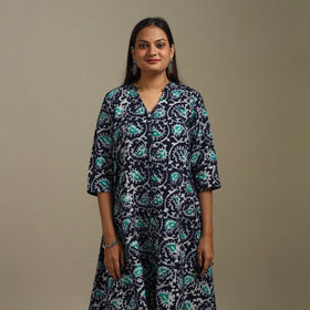 A-line cotton hand batik kurta for women 18 - handcrafted