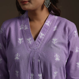 A-line cotton hand embroidered jacquard kurta for women 13