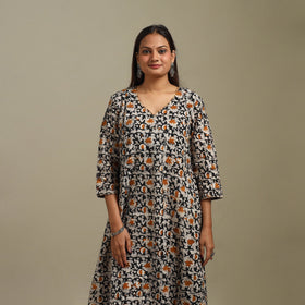 A-line embroidered cotton hand batik kurta for women 12