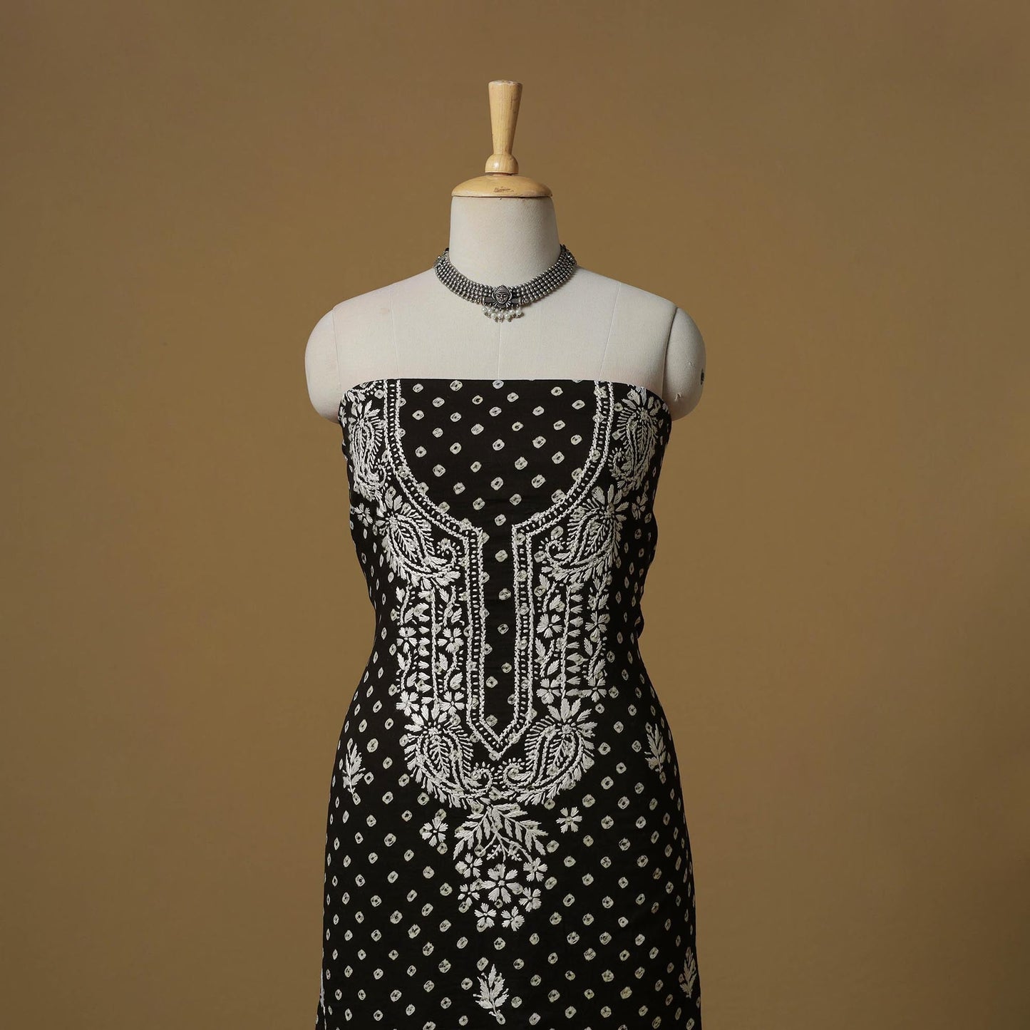 Lucknowi chikankari hand work bandhani unstitched kurta