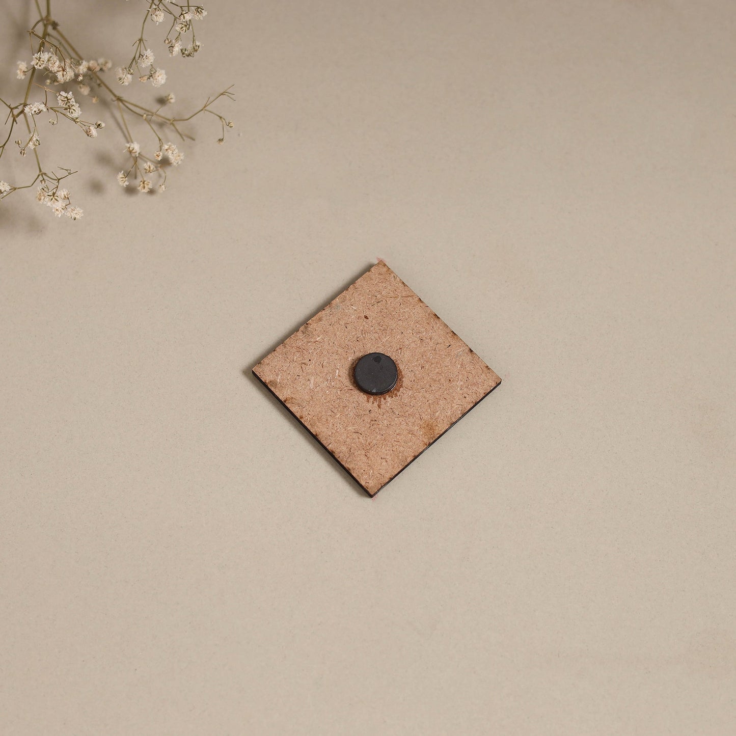 Madhubani handpainted wooden magnet 01 - handcrafted