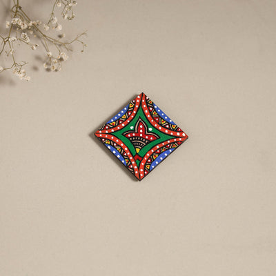 Madhubani handpainted wooden magnet 01 - handcrafted