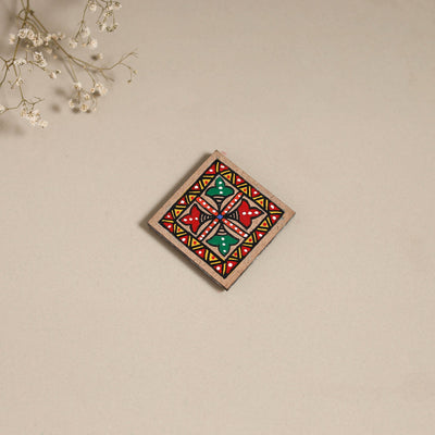 Madhubani handpainted wooden magnet 02 - handcrafted