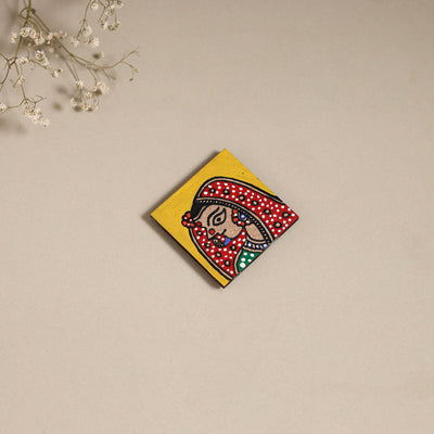 Madhubani handpainted wooden magnet 04 - handcrafted