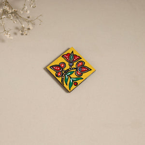 Madhubani handpainted wooden magnet 06 - handcrafted