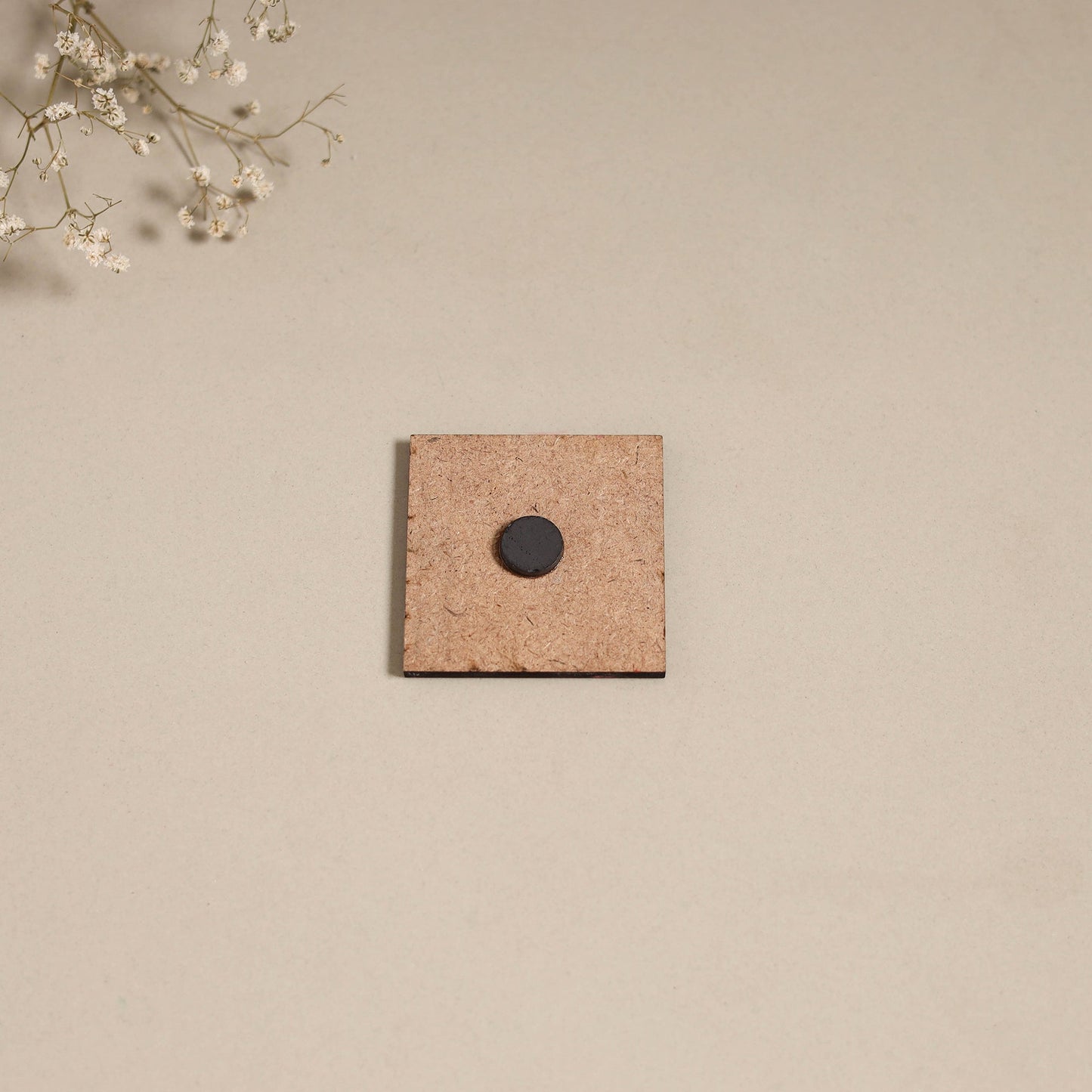 Madhubani handpainted wooden magnet 08 - handcrafted