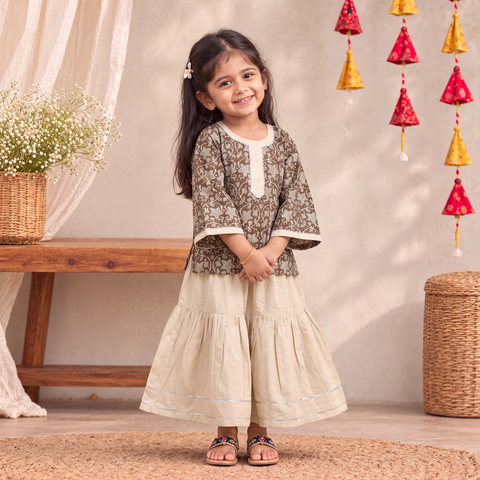 Girls Gota Work Bagh Block Print Cotton Kurta with Sharara Set (3-4 Years) 44