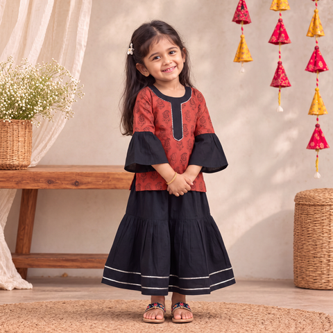 Girls Gota Work Bagh Block Print Cotton Kurta with Sharara Set (3-4 Years) 45