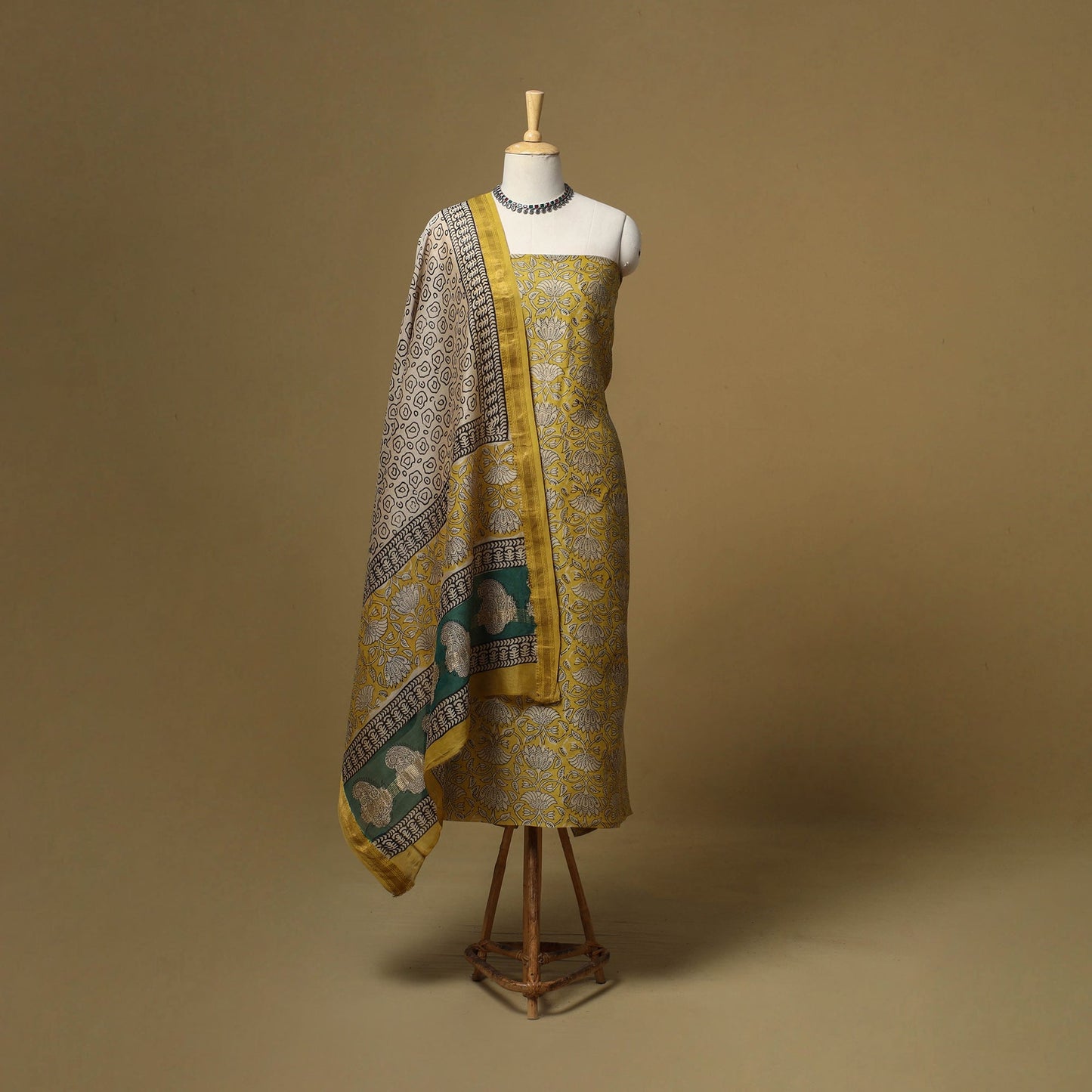 Maheshwari silk bagru hand 3pc unstitched dress material 06