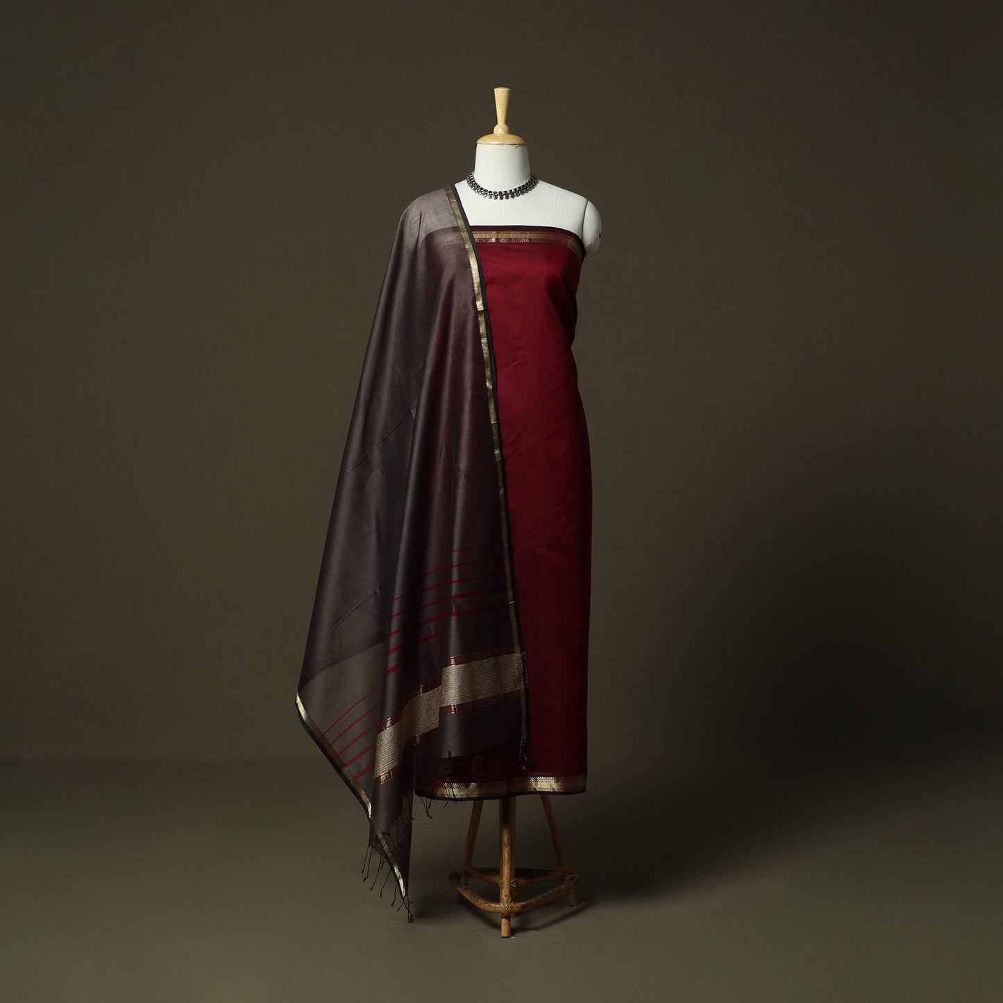 Maheshwari silk handloom 2pc unstitched dress material