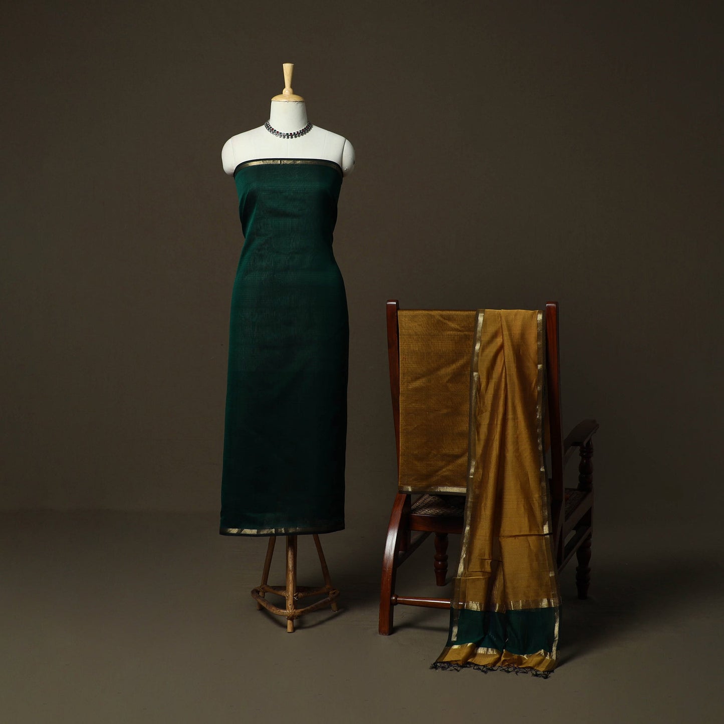 Maheshwari silk handloom 3pc unstitched dress material