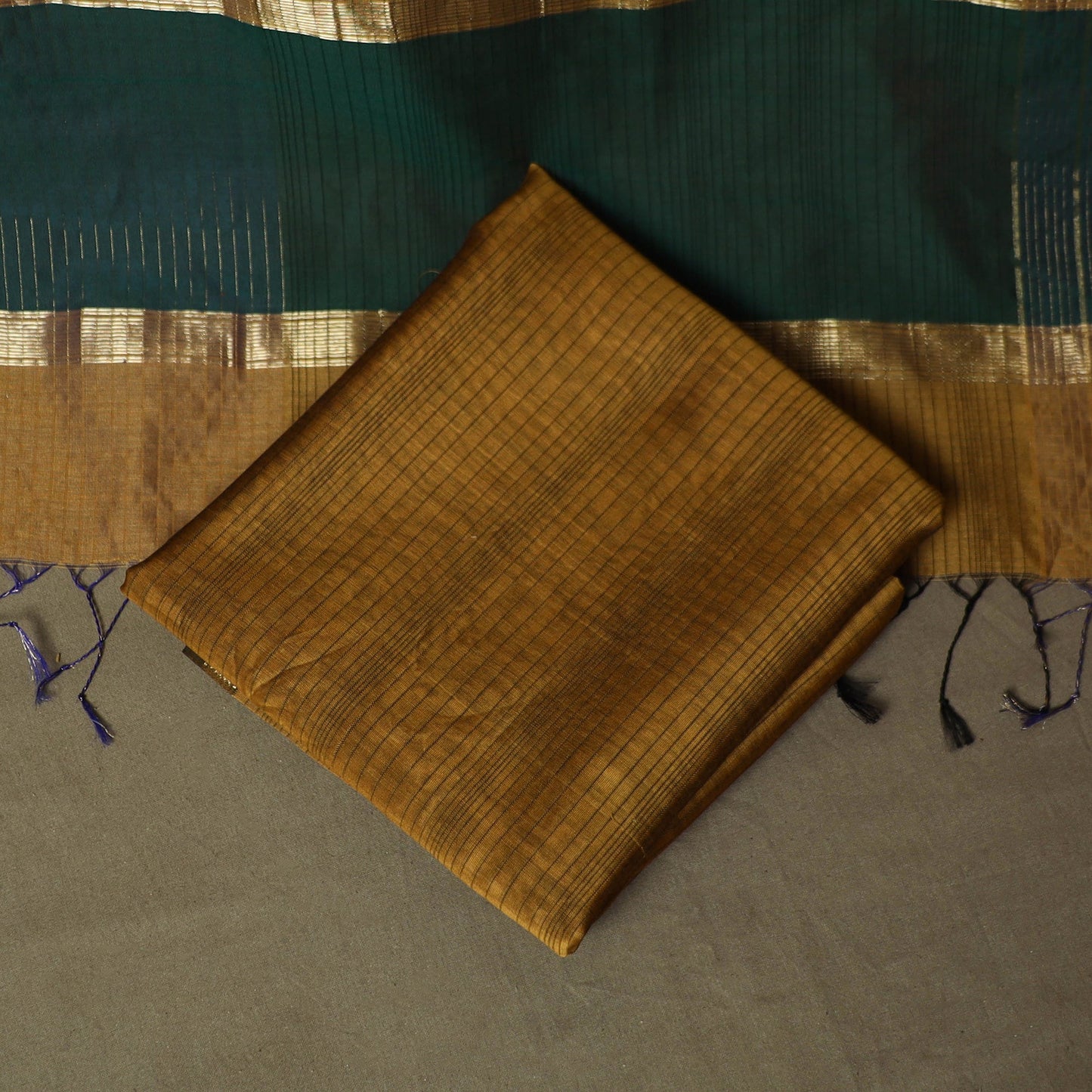 Maheshwari silk handloom 3pc unstitched dress material