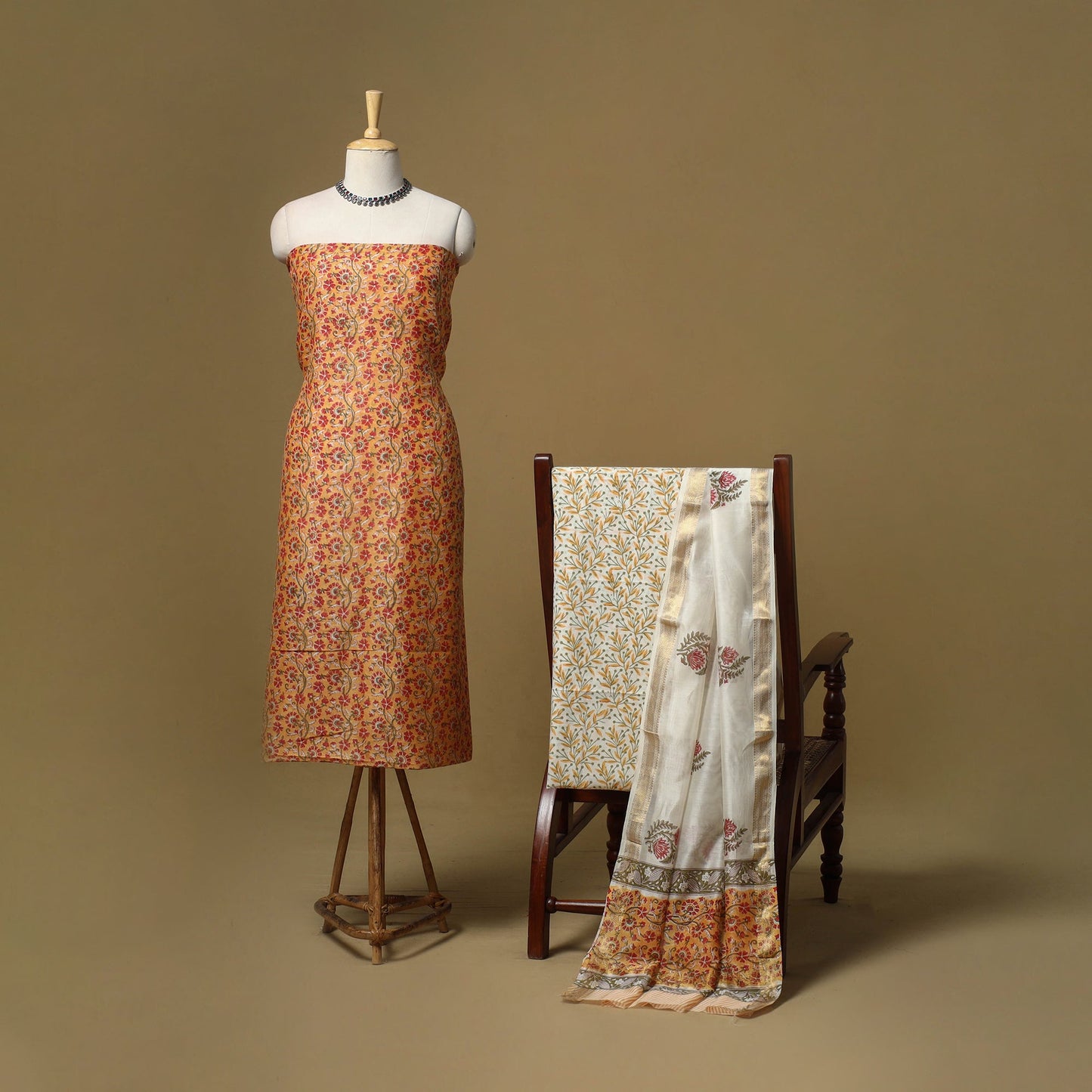 Maheshwari silk sanganeri hand 3pc unstitched dress