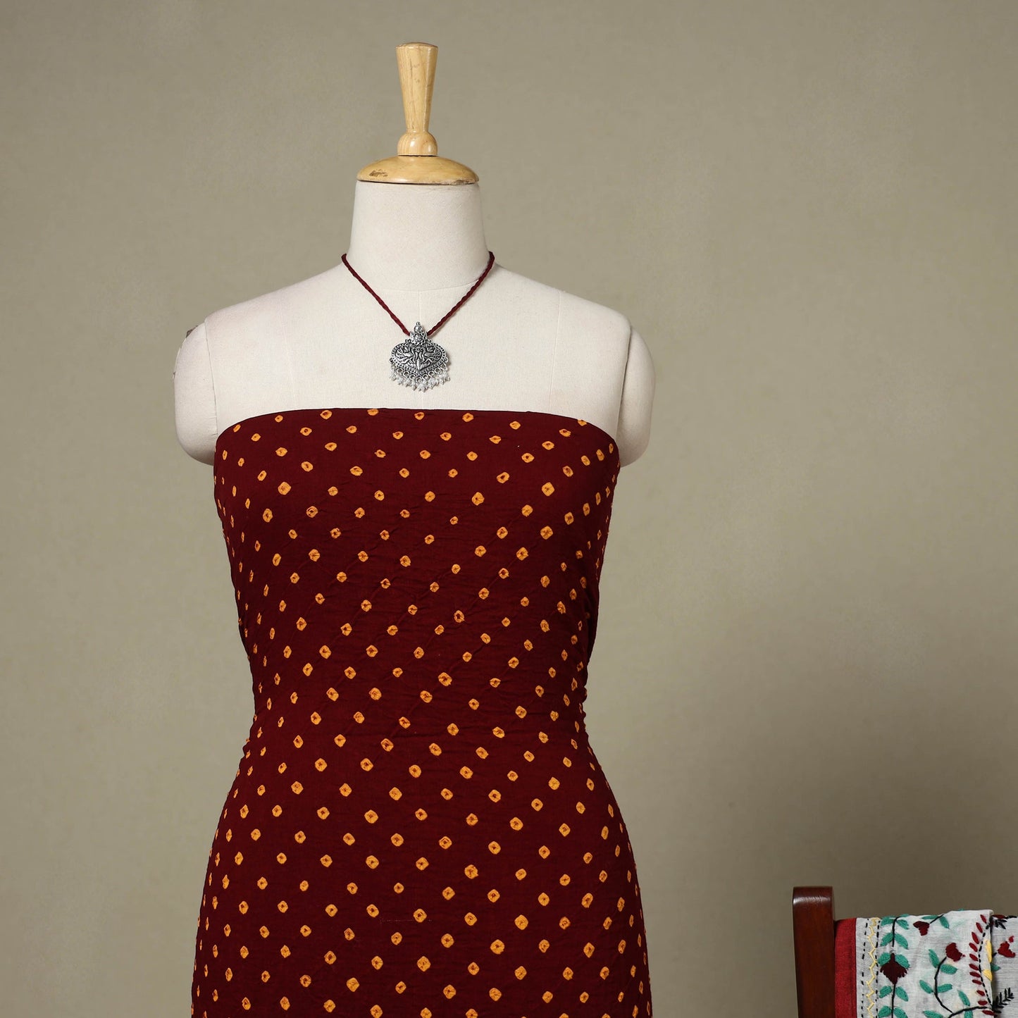 Maroon 2pc Unstitched Bandhani Dress Material with Jewellery Set