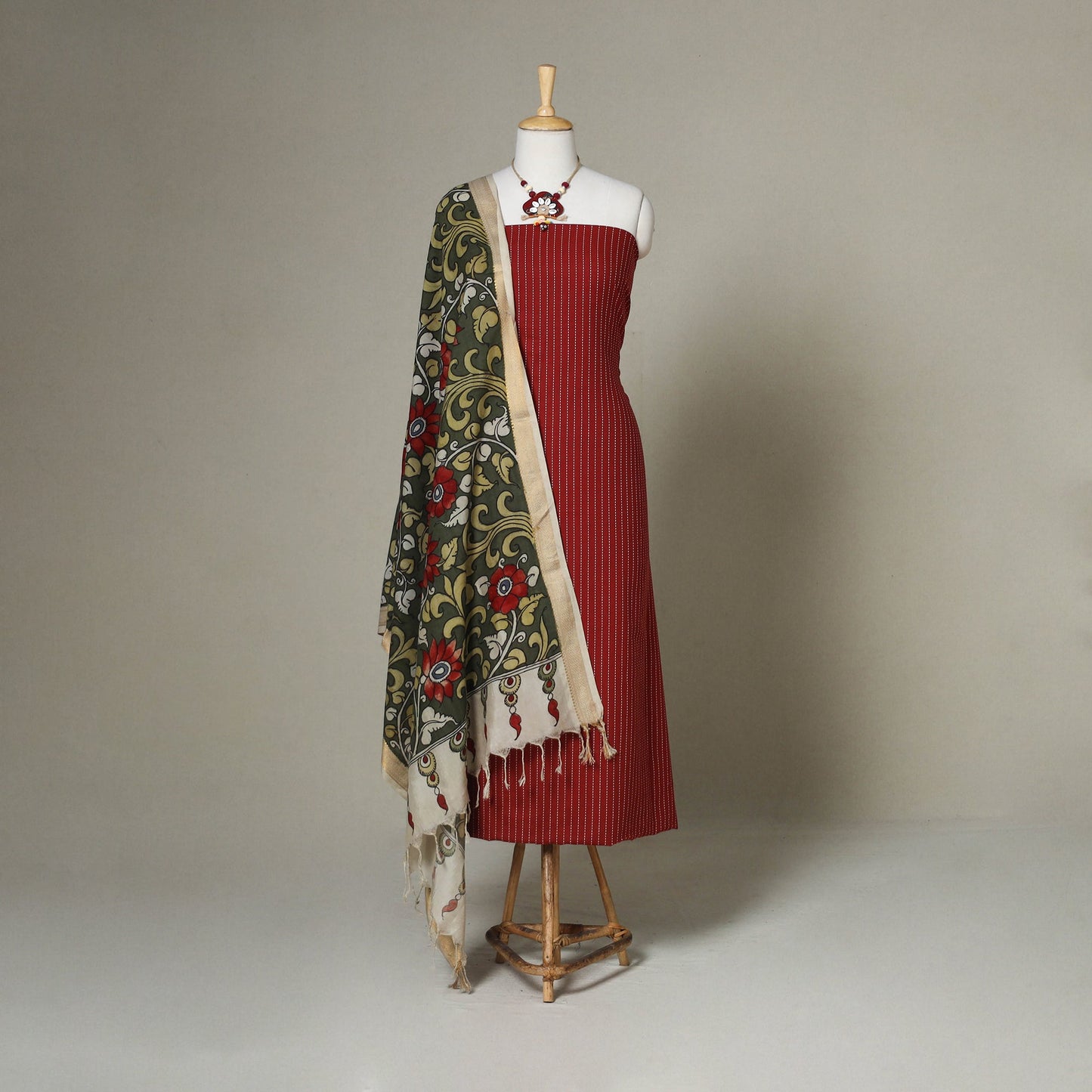 Maroon - 2pc unstitched jacquard dress material