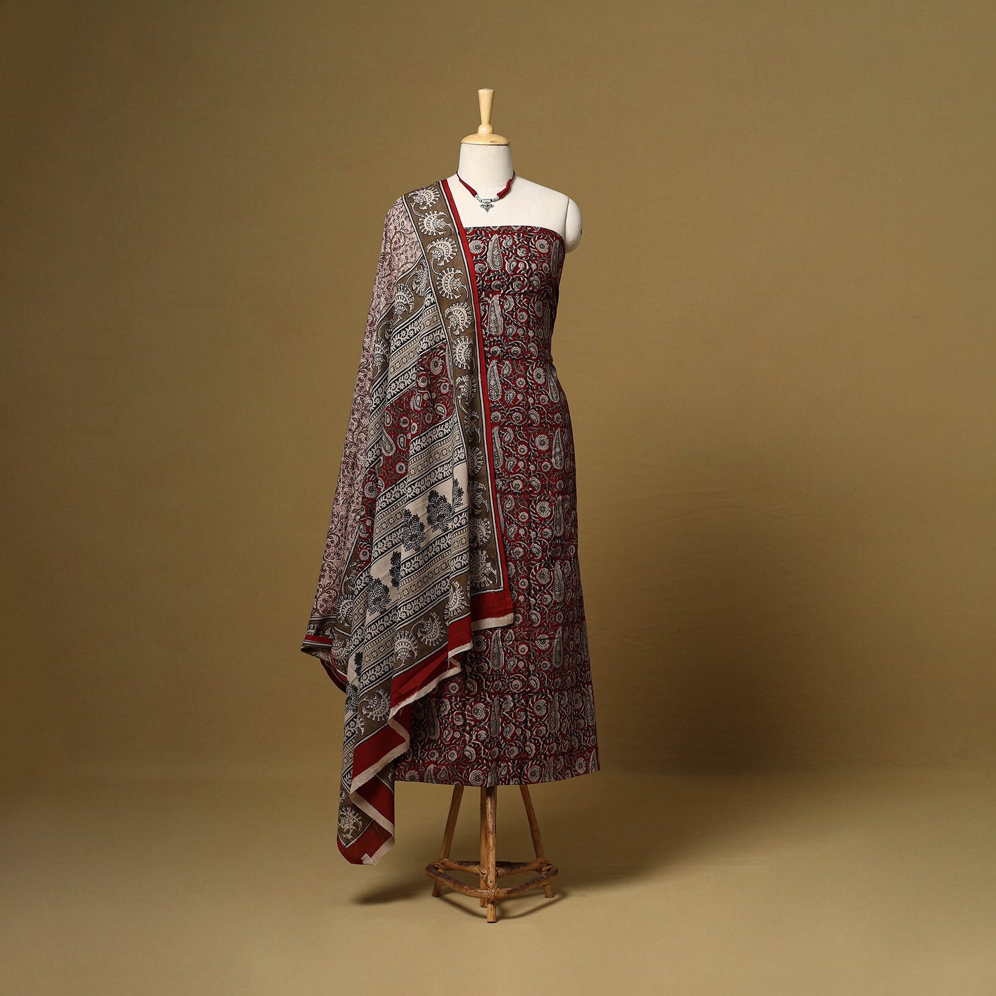 Maroon - 3pc cotton unstitched bagh dress material