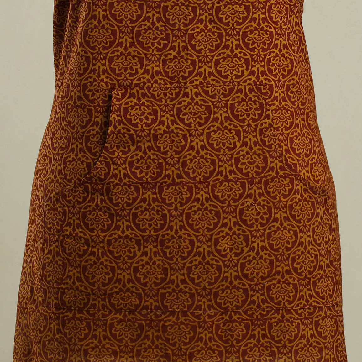 Buy Maroon Bagh Block Print Cotton Apron with Pocket