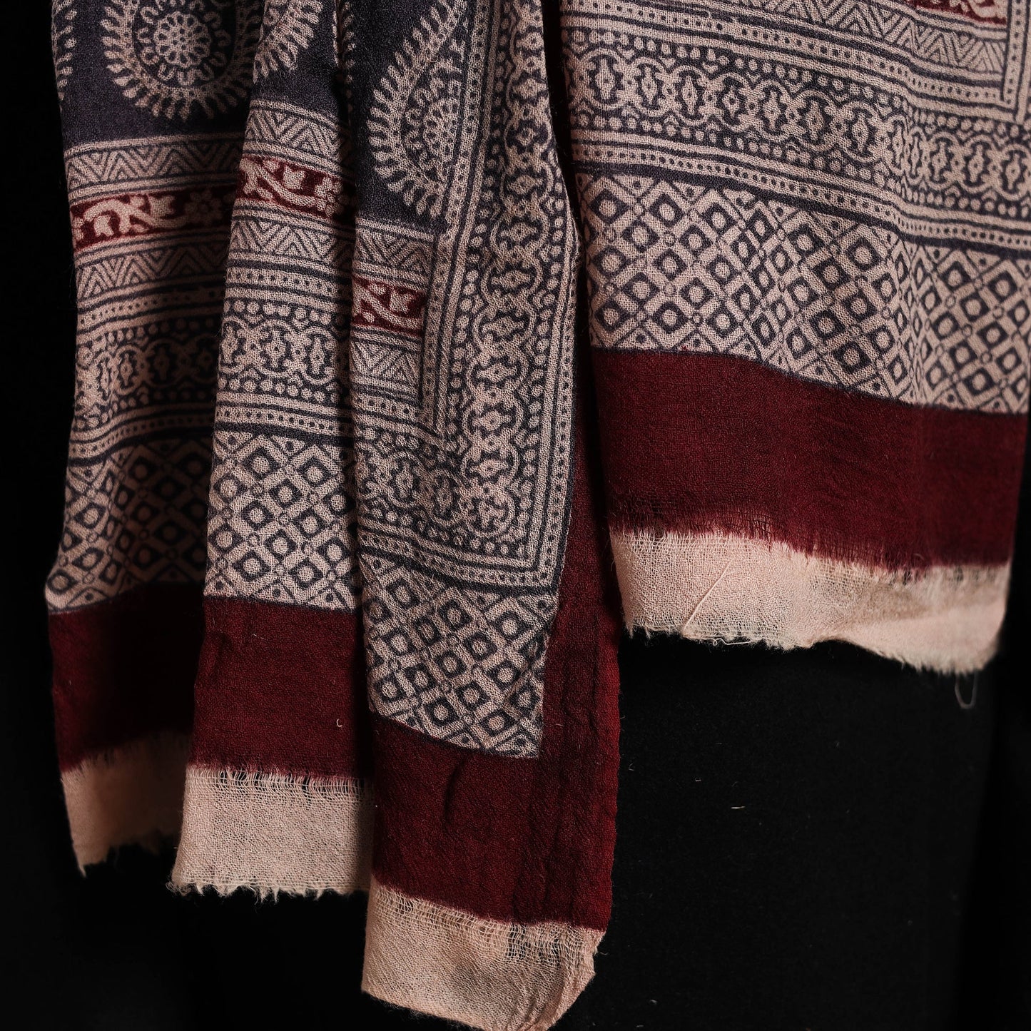 Maroon - bagh hand printed woollen stole 24 - handcrafted