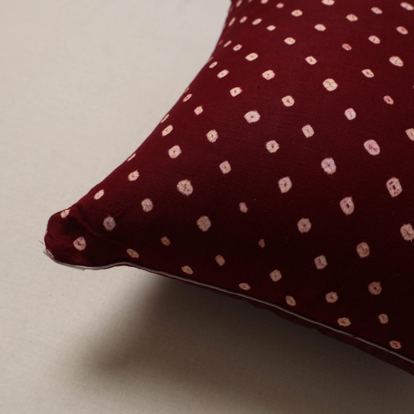 Bandhani tie-dye cushion cover 03 - handcrafted