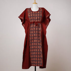 Maroon - Bengal Kantha Embroidery Cotton Kaftan with Tie-Up Waist (Long)