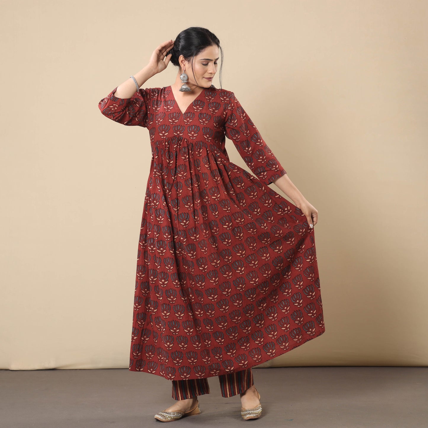 ajrakh kurta with pant set