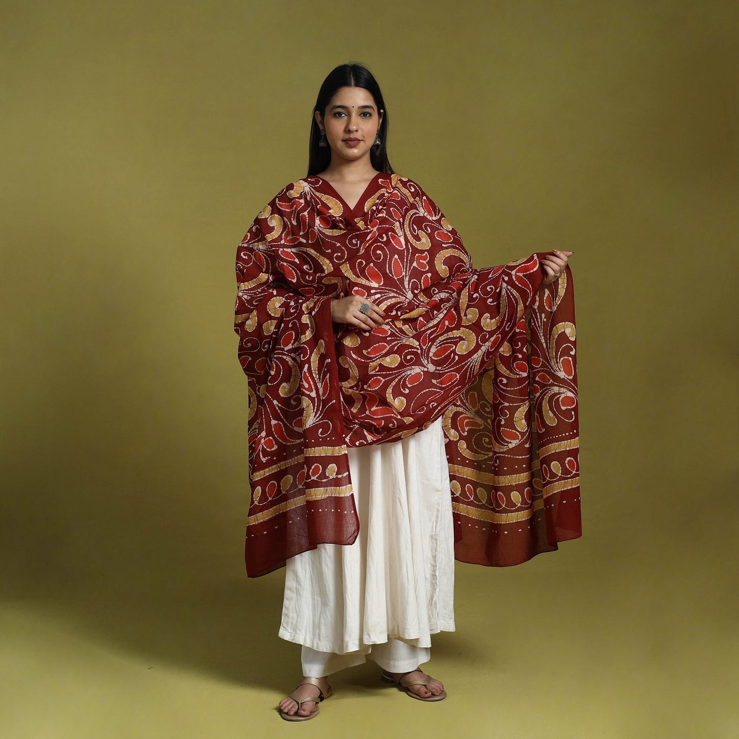  Maroon Cotton Hand Batik Print Dupatta
