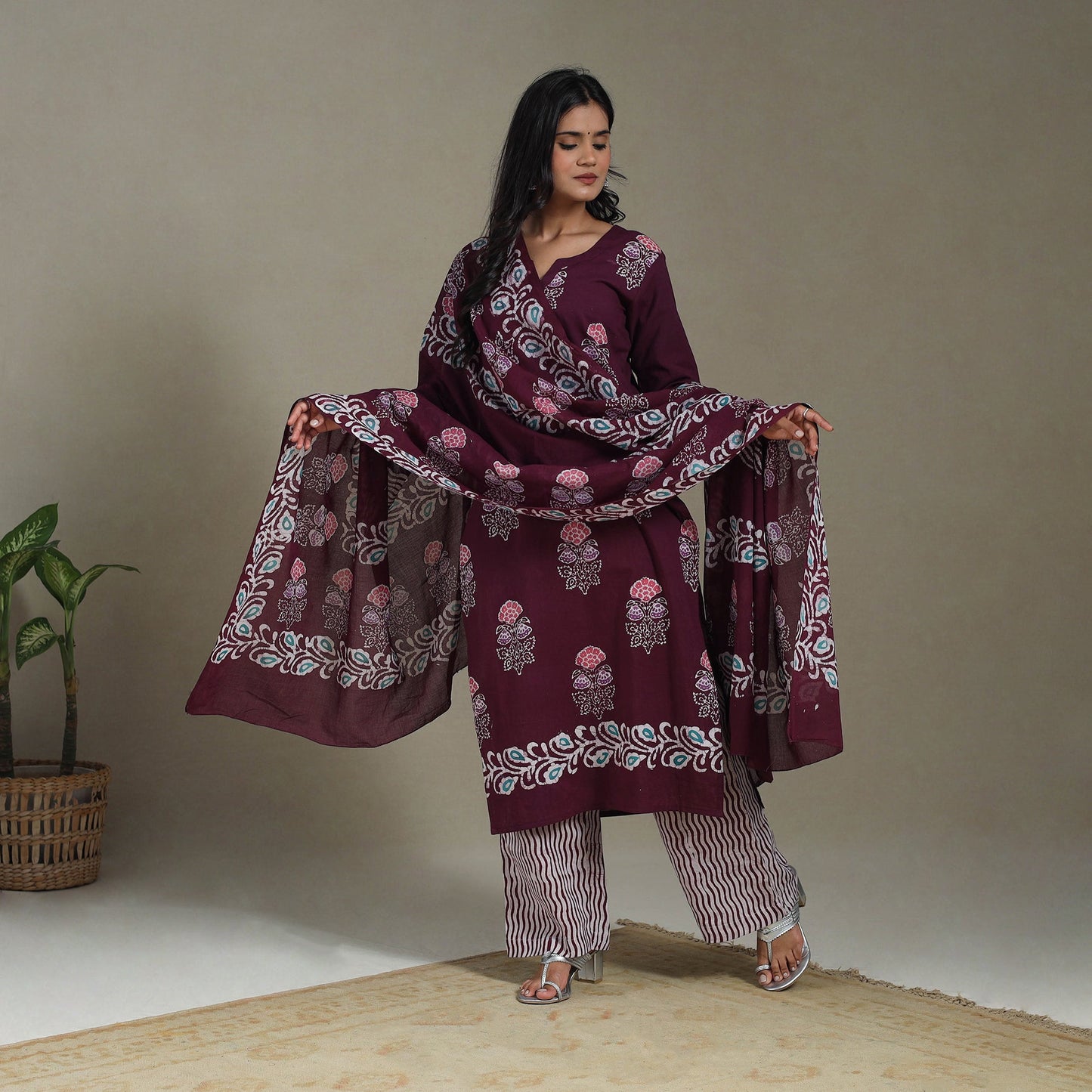 Maroon Cotton Indonesian Hand Batik Print Kurta Set (Set of 3)