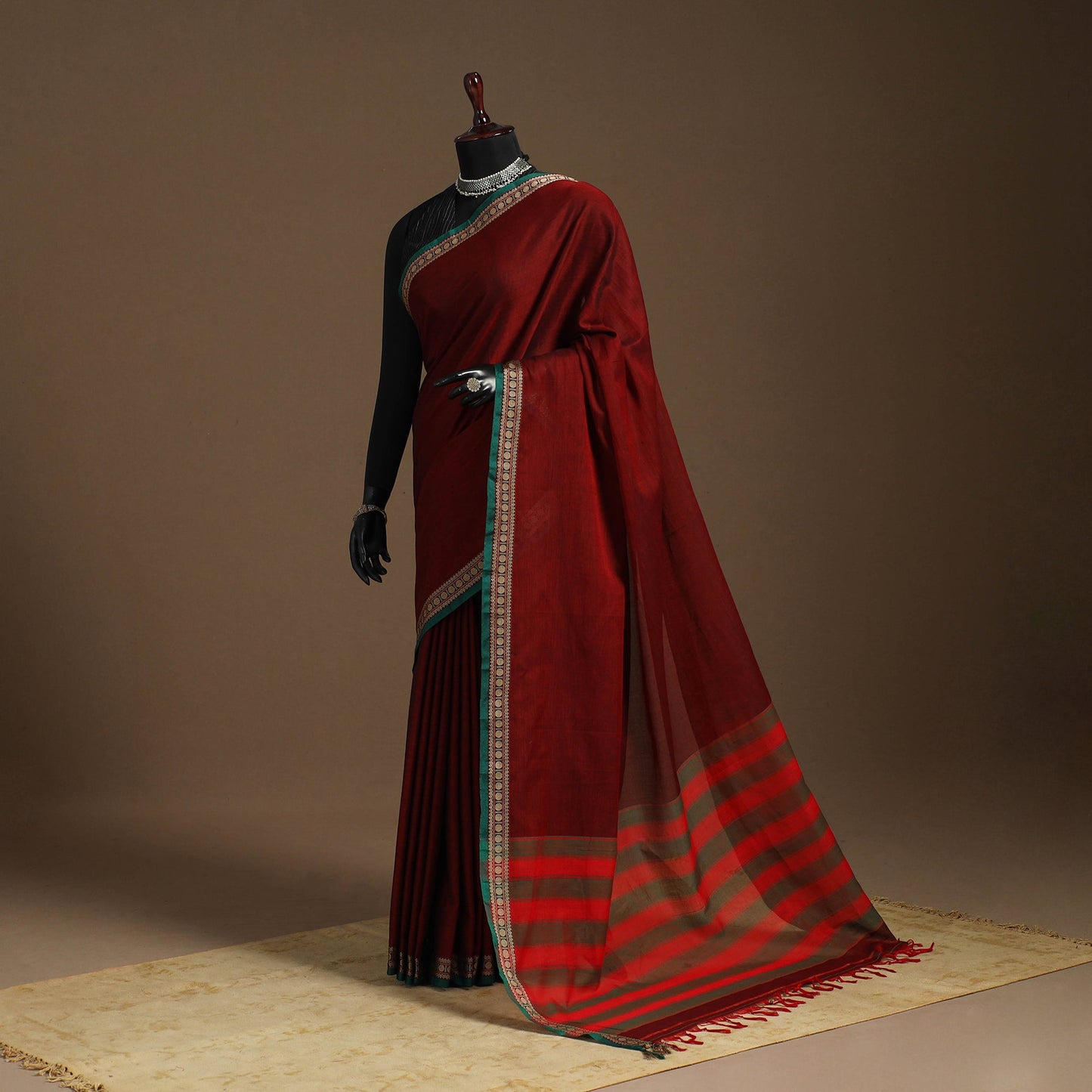 Maroon - cotton plain saree with thread border 03