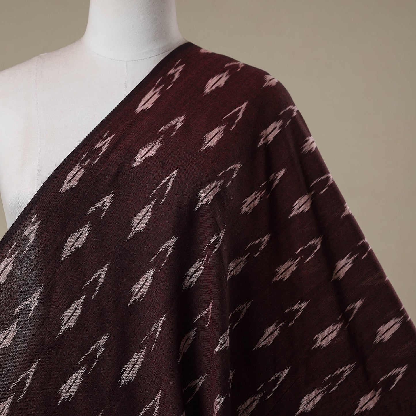 Cotton pochampally ikat fabric 01 - handcrafted