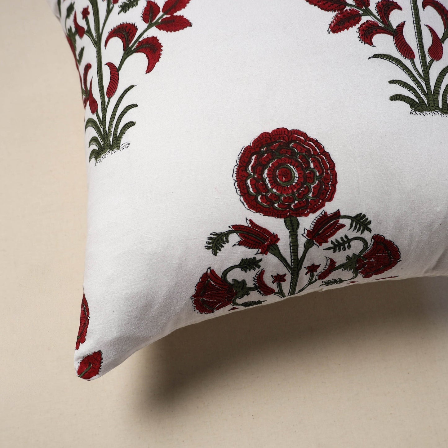 Cotton sanganeri cushion cover (16 x 16 in) 111