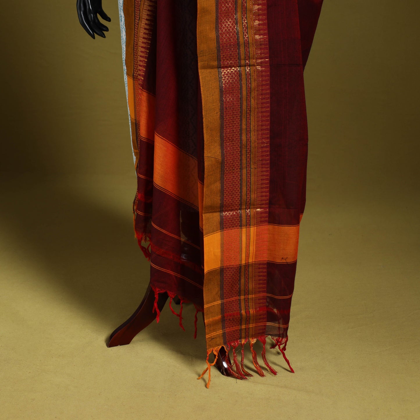 Maroon - dharwad cotton dupatta with zari border 08