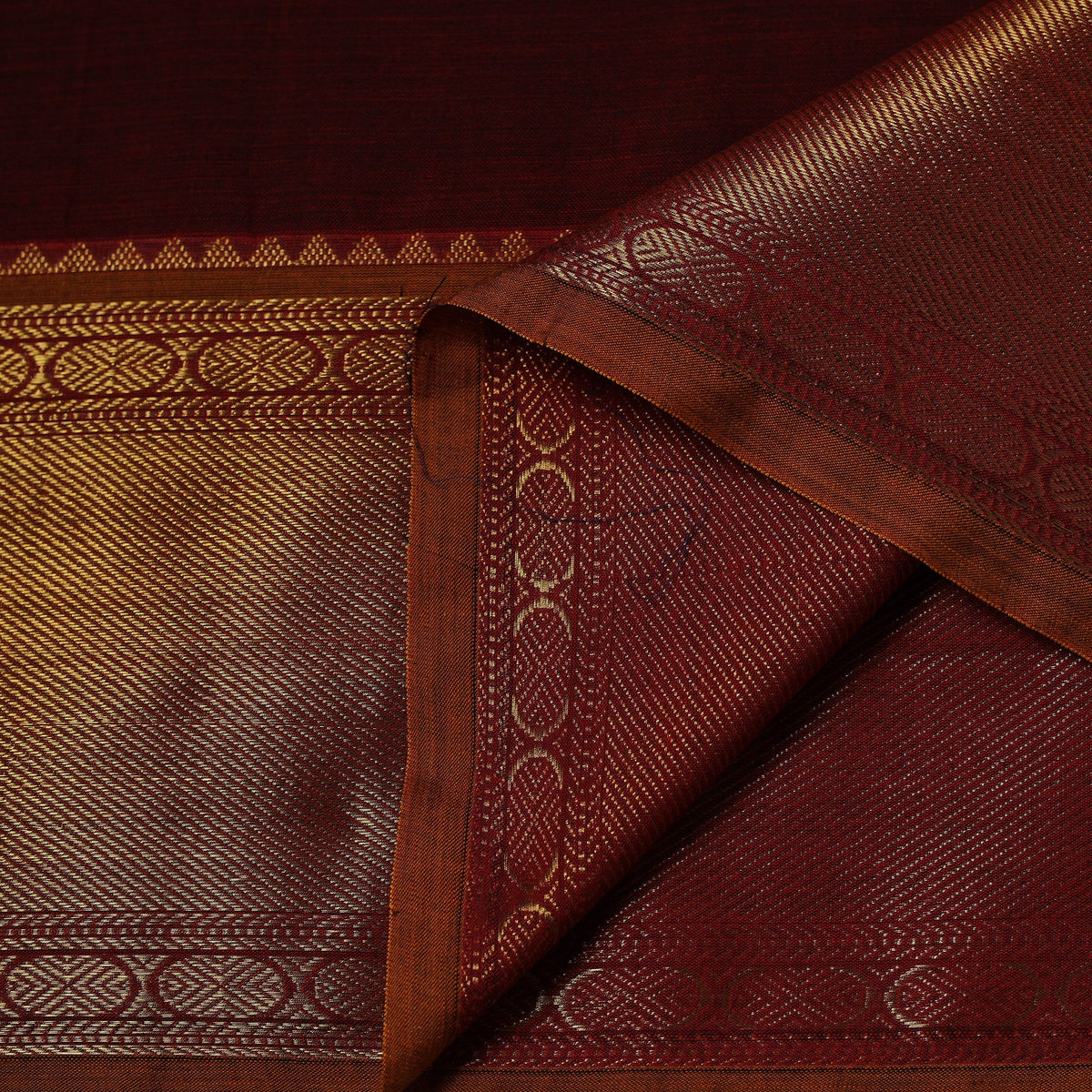 Dharwad cotton fabric with border 17 - handcrafted