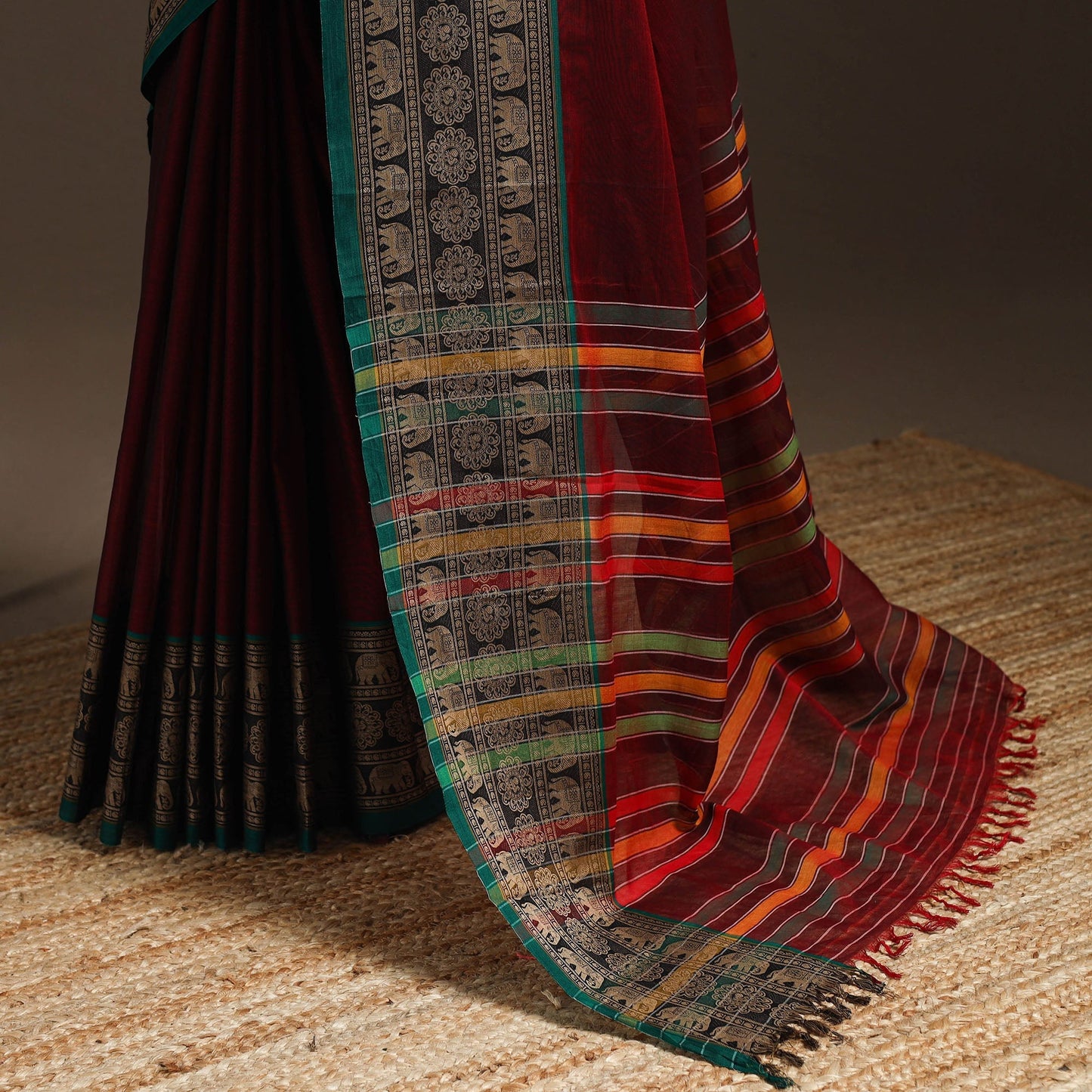 Dharwad cotton saree with border 02 - handcrafted