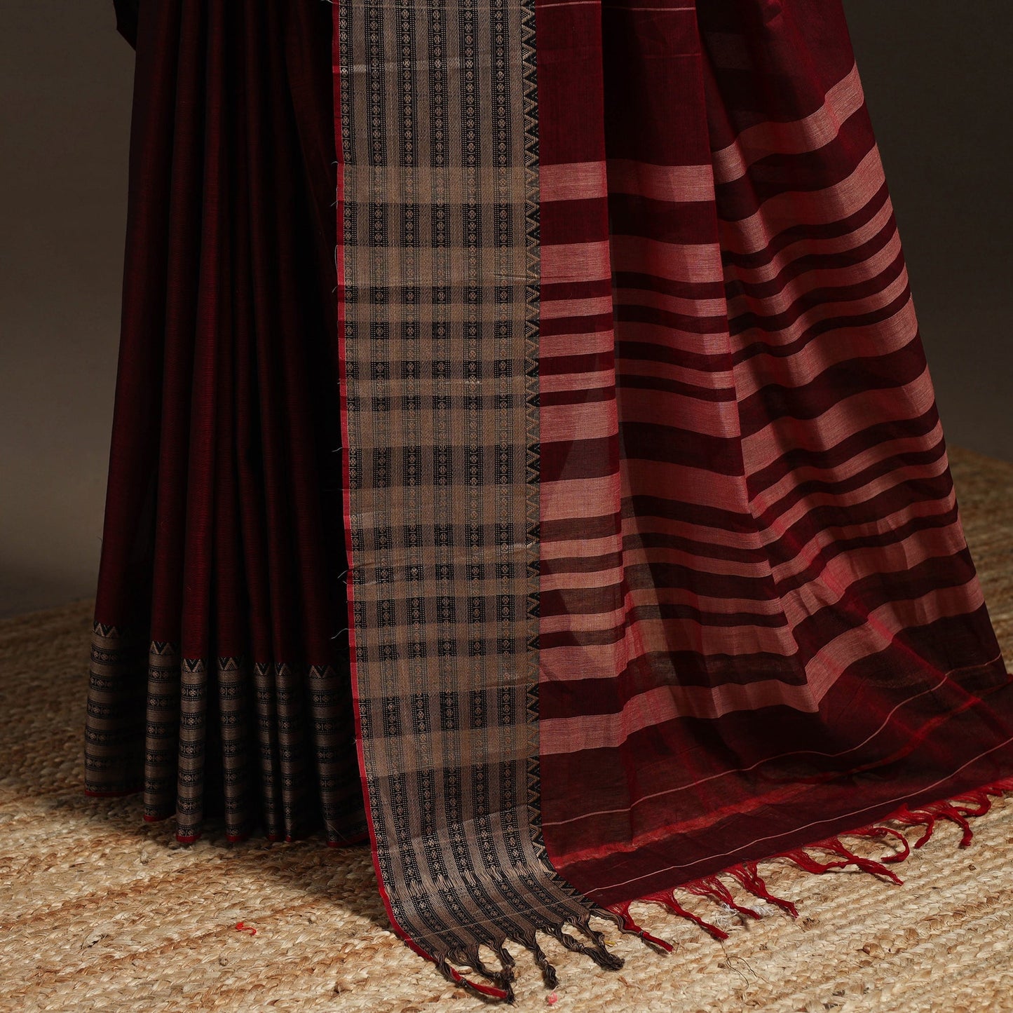 Dharwad cotton saree with border 06 - handcrafted