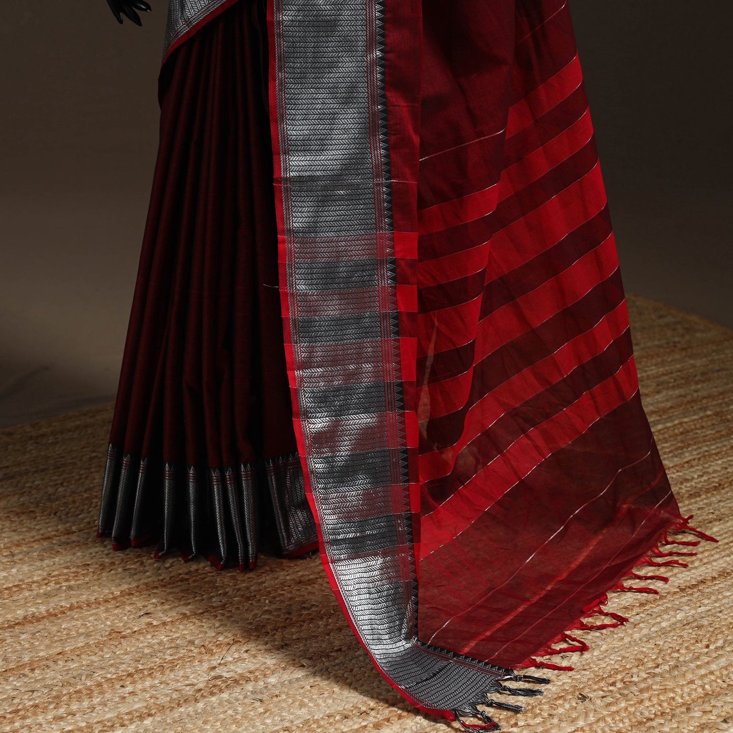 Dharwad cotton saree with border 14 - handcrafted