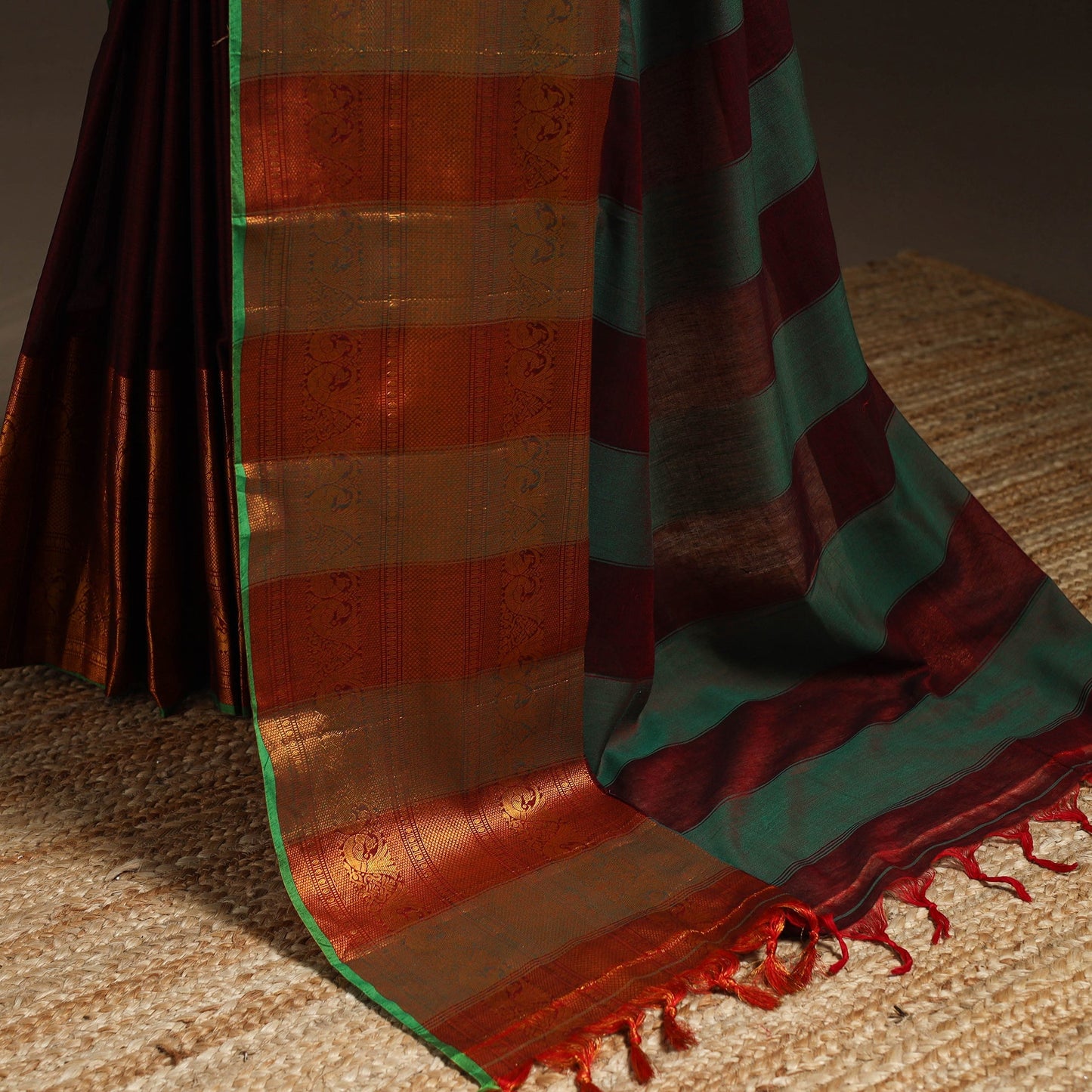 Dharwad cotton saree with border 50 - handcrafted