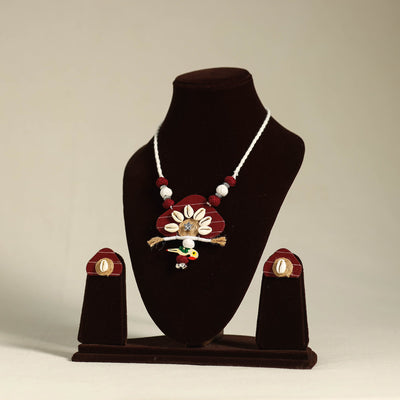 Buy Maroon Fabart Jute & Shell Work Necklace Set