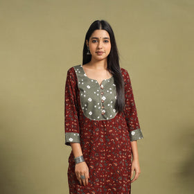 Fusion Mul Cotton Straight Maroon Ajrakh Kurta for Women
