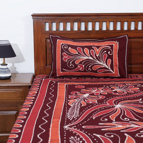 Buy Hand Batik Printed Cotton Double Bed Cover with Pillow Covers Online at iTokri.com
