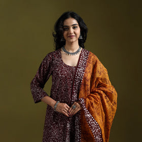 Hand block batik print cotton suit set with dupatta
