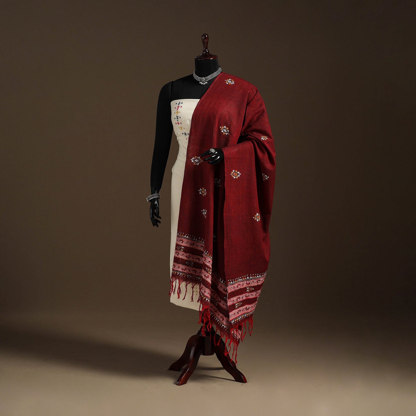 Maroon Hand Embroidery Khes Handwoven Cotton Kantha Dupatta