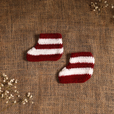 Maroon - hand knitted woollen socks for kids (6-12 months)