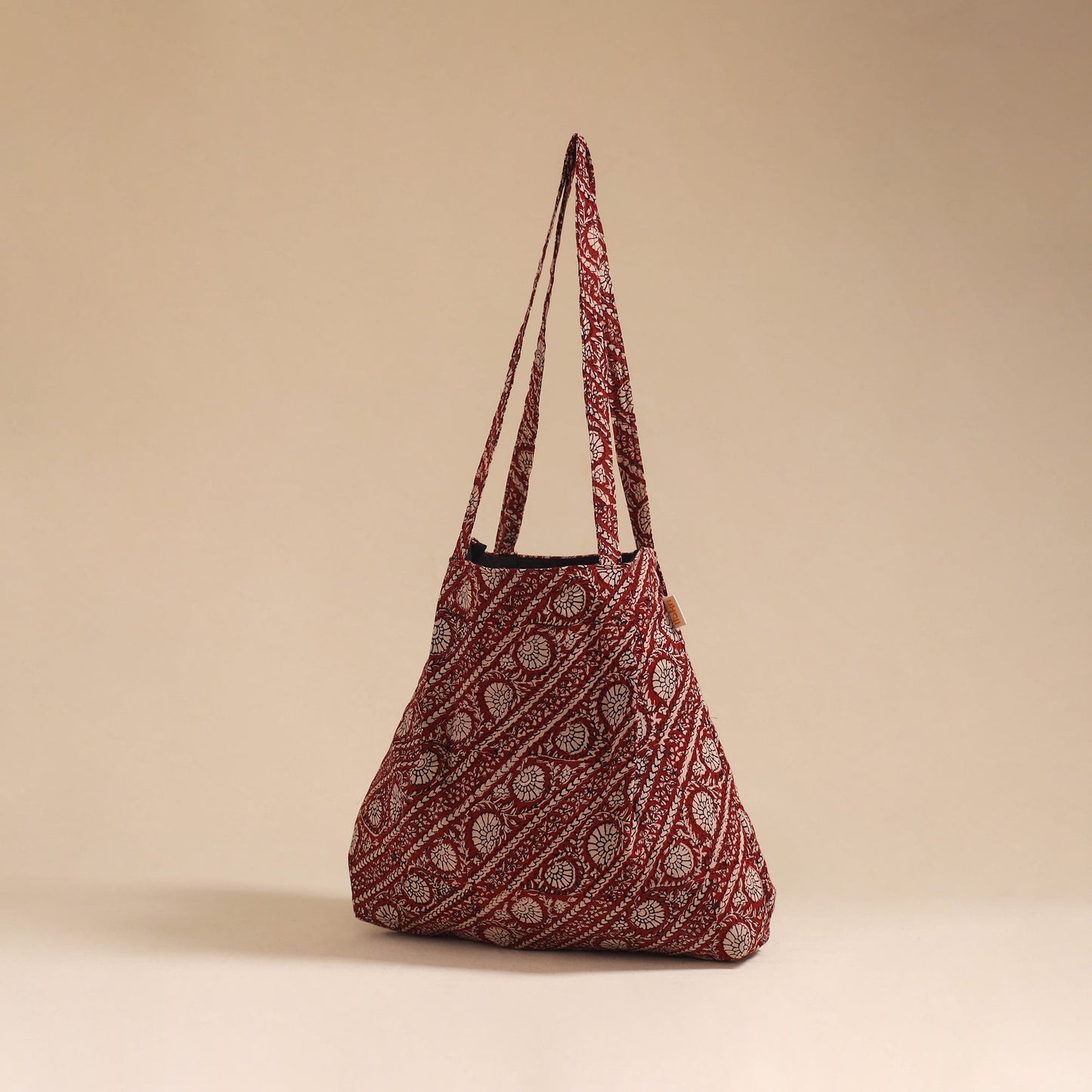 Handcrafted fabric jhola bag 100