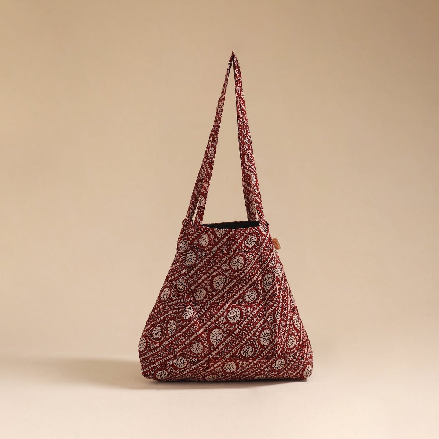 Handcrafted fabric jhola bag 100