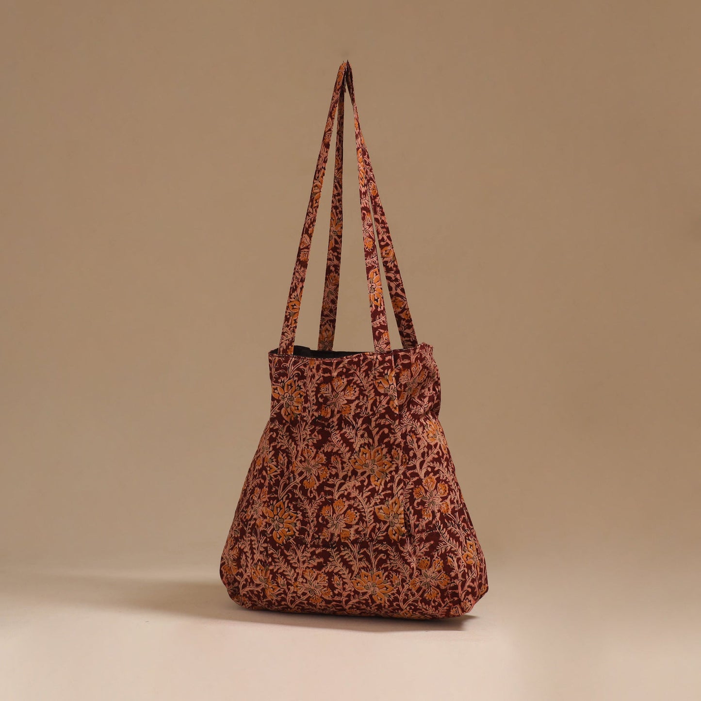 Handcrafted fabric jhola bag 91