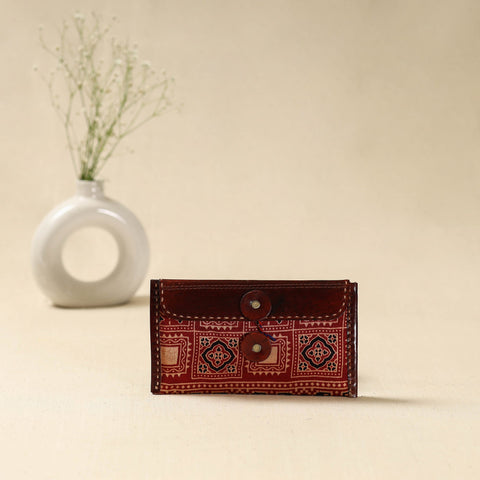 Handcrafted kutch embroidery leather clutch / wallet 05